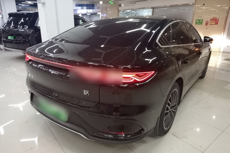 BYD Han 2024 car image #7