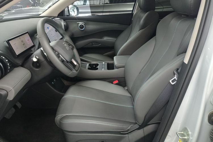 BYD Yuan Plus 2025 #15 BYD Yuan Plus 2025 car image #15