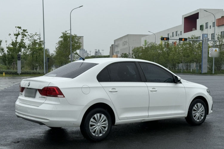 Volkswagen Santana 2019 #6 Volkswagen Santana 2019 car image #6
