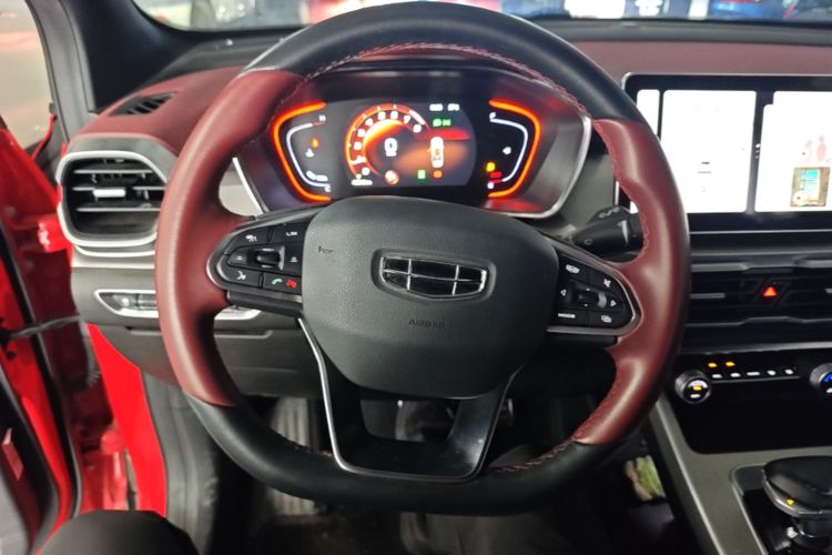 GEELY Coolray 2022 immagine di auto #11