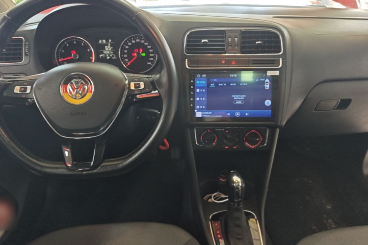 Volkswagen Polo 2016 #10 Volkswagen Polo 2016 car image #10