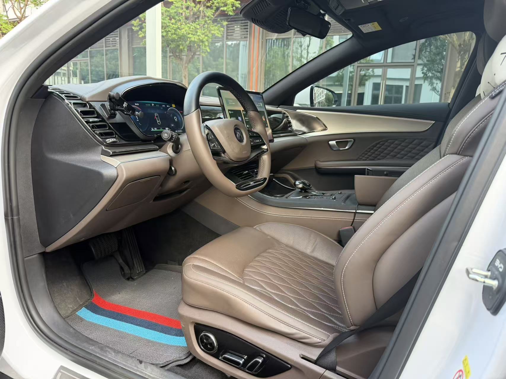 BYD Han 2024 car image #6