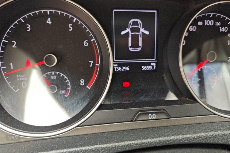Volkswagen Golf 2016 car image #14