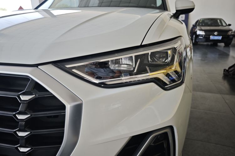 Audi Q3 2020 #23 Audi Q3 2020 car image #23