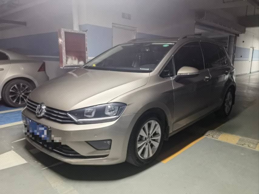 Volkswagen Golf Sportsvan 2017 Volkswagen Golf Sportsvan 2017 car image