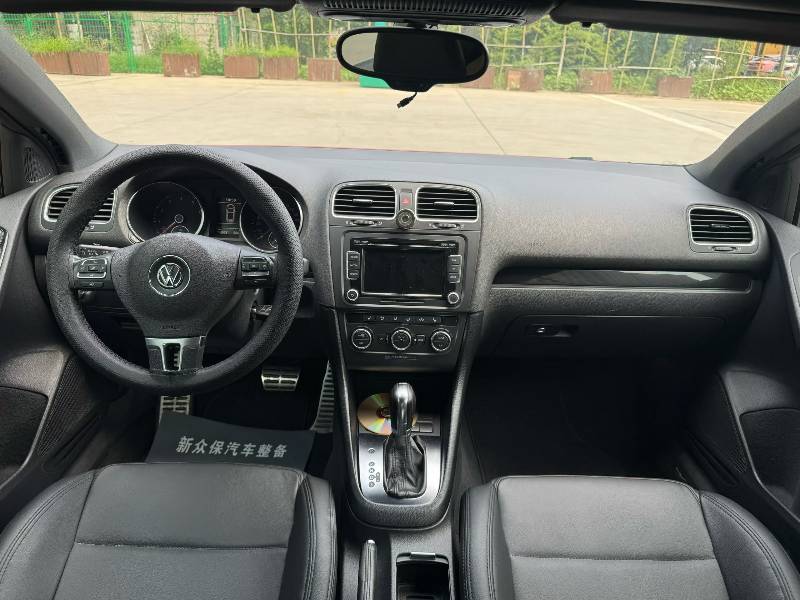 Volkswagen Golf (Imported) 2014 car image #9