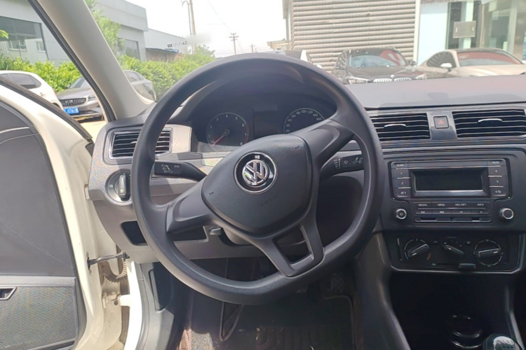 Volkswagen Santana 2019 #11 Volkswagen Santana 2019 car image #11