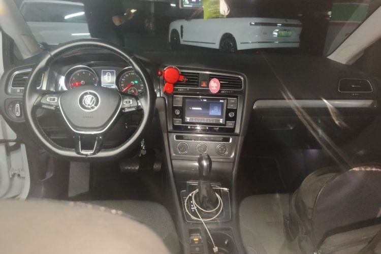Volkswagen Golf 2018 #7 Volkswagen Golf 2018 car image #7
