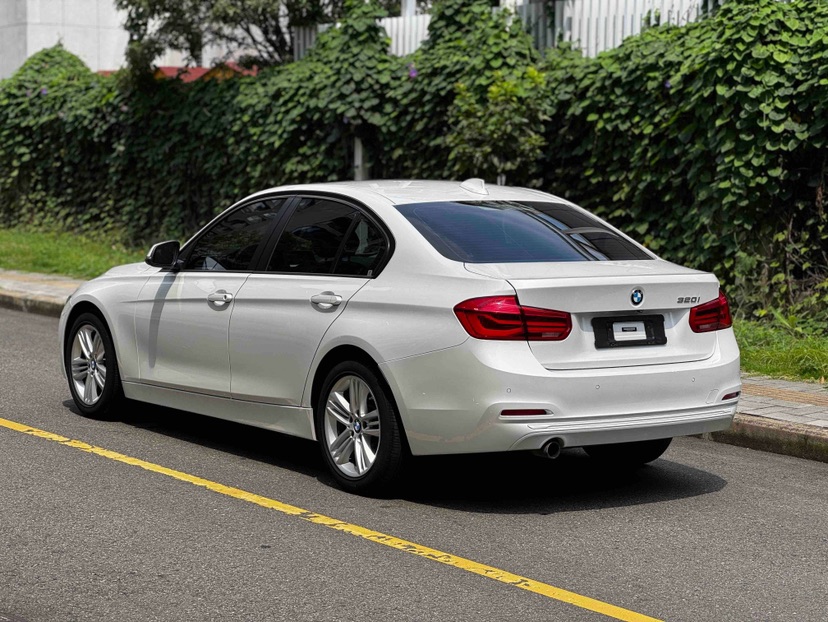 BMW 3 Series 2016 car image #3