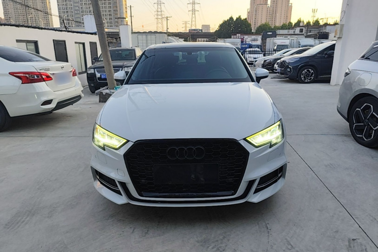 Audi A3 2019 #3 Audi A3 2019 car image #3