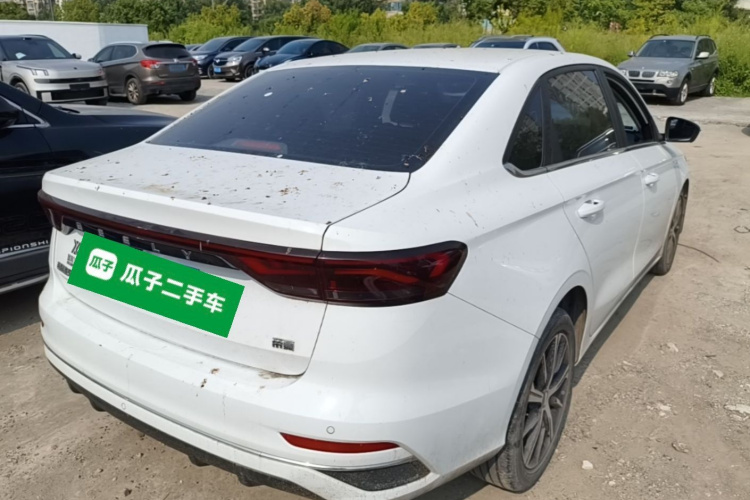 GEELY Emgrand 2022 immagine di auto #7
