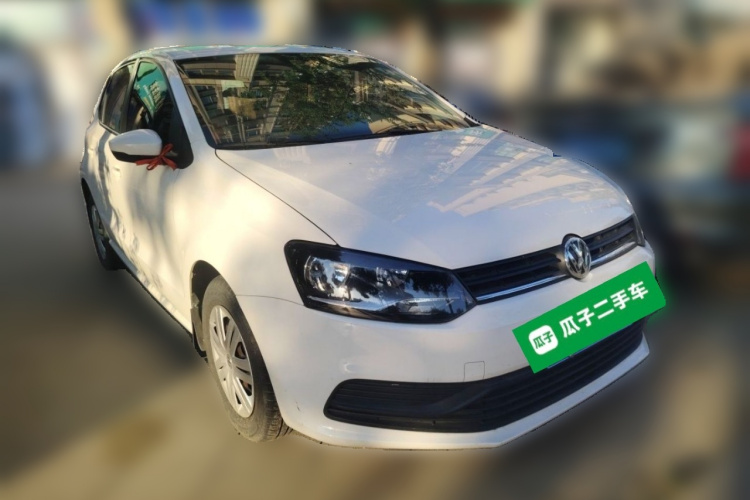 Volkswagen Polo 2016 car image #4