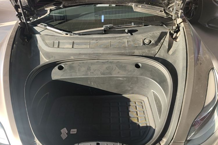 Tesla Model 3 2023 immagine di auto #20