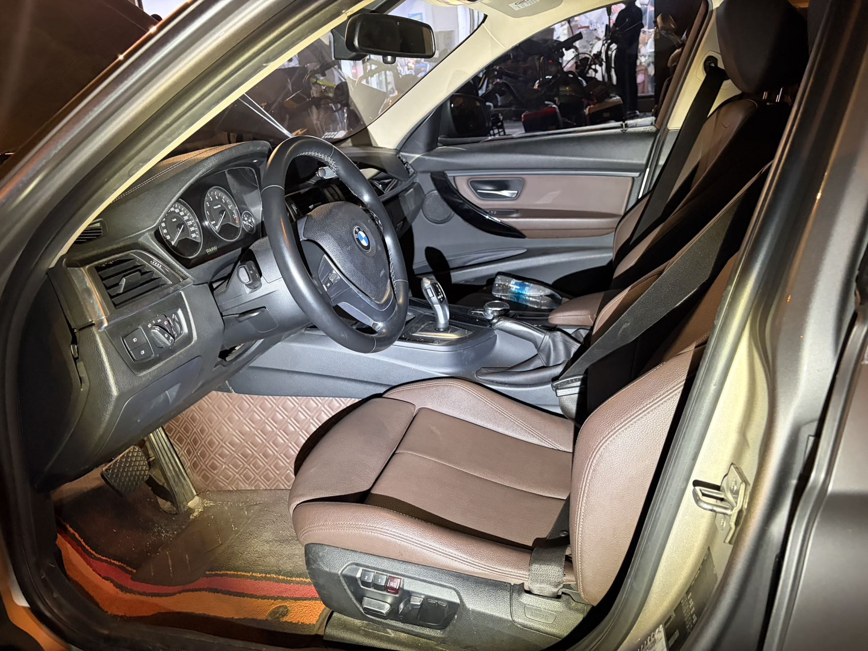 BMW 3 Series 2019 car image #5