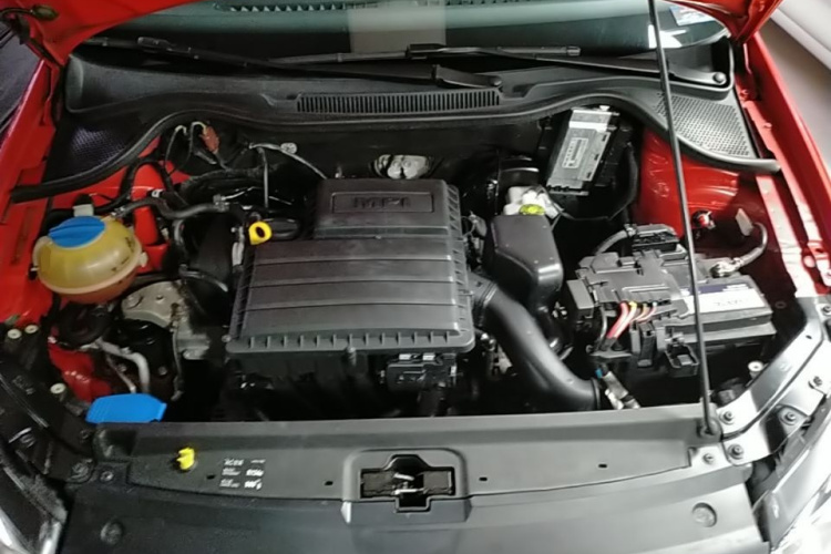 Volkswagen Polo 2016 immagine di auto #22