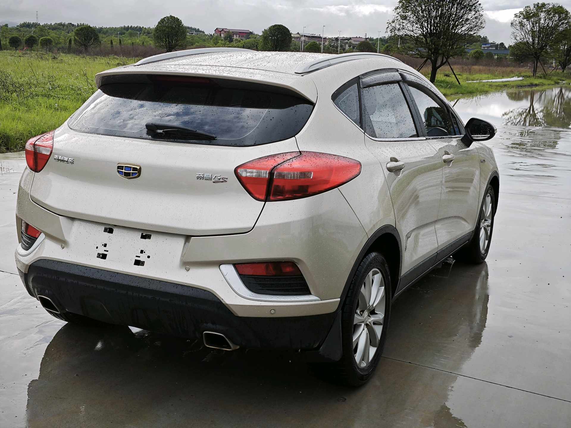 GEELY Emgrand GS 2017 car image #7