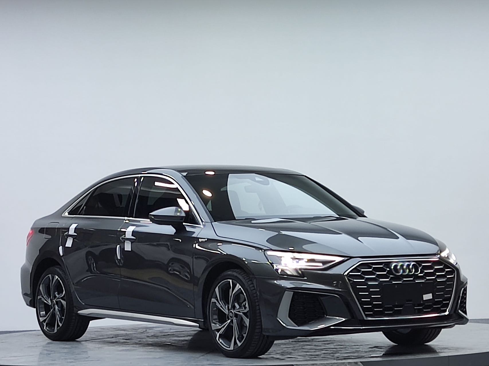 Audi A3 2023 car image #3