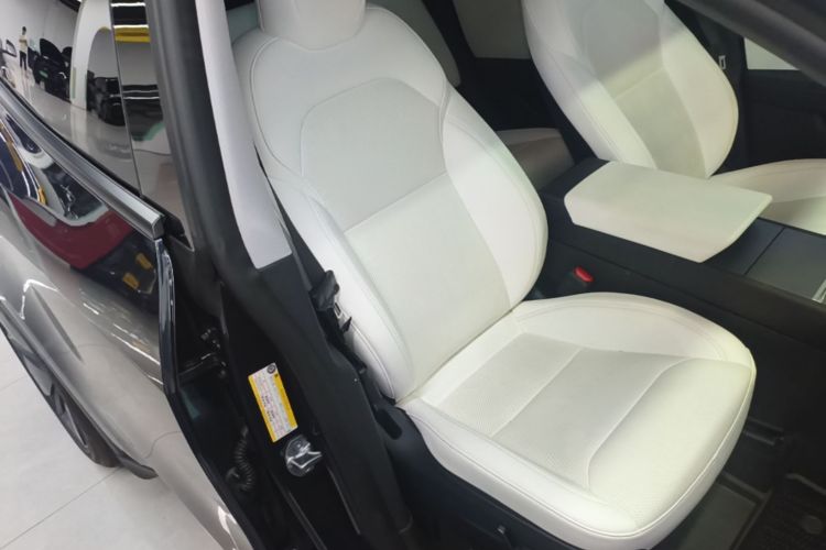 Tesla Model Y 2025 #24 Tesla Model Y 2025 car image #24