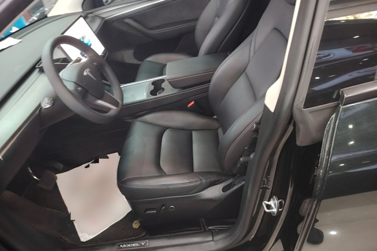 Tesla Model Y 2023 #15 Tesla Model Y 2023 car image #15