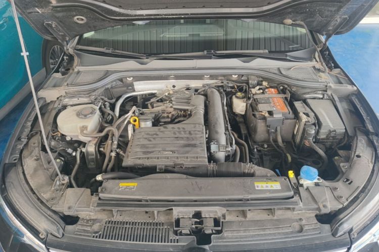 Volkswagen Golf 2022 car image #20