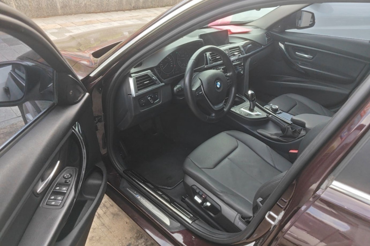 BMW 3 Series 2016 #16 BMW 3 Series 2016 immagine di auto #16
