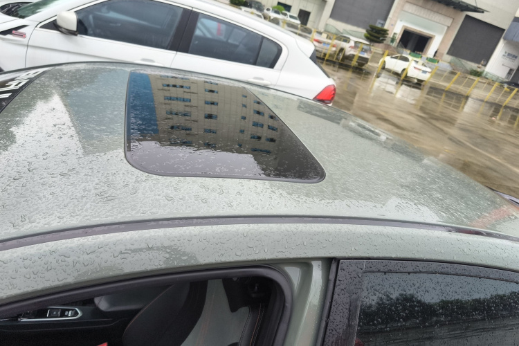 GEELY Binray 2022 immagine di auto #25
