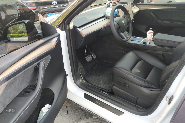 Tesla Model Y 2022 #18 Tesla Model Y 2022 car image #18