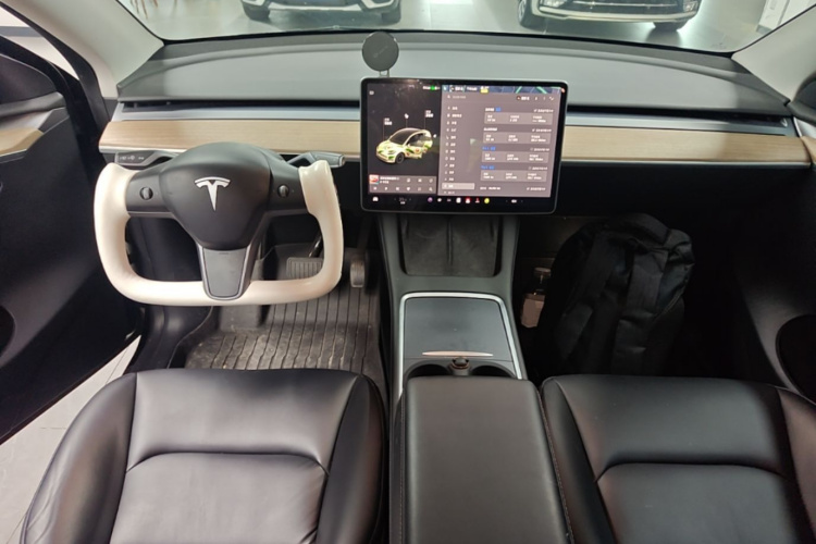 Tesla Model Y 2022 #11 Tesla Model Y 2022 car image #11