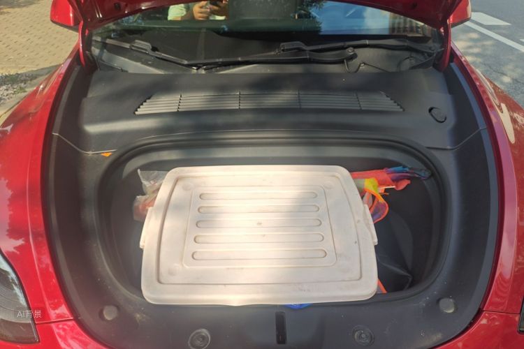 Tesla Model Y 2021 car image #22