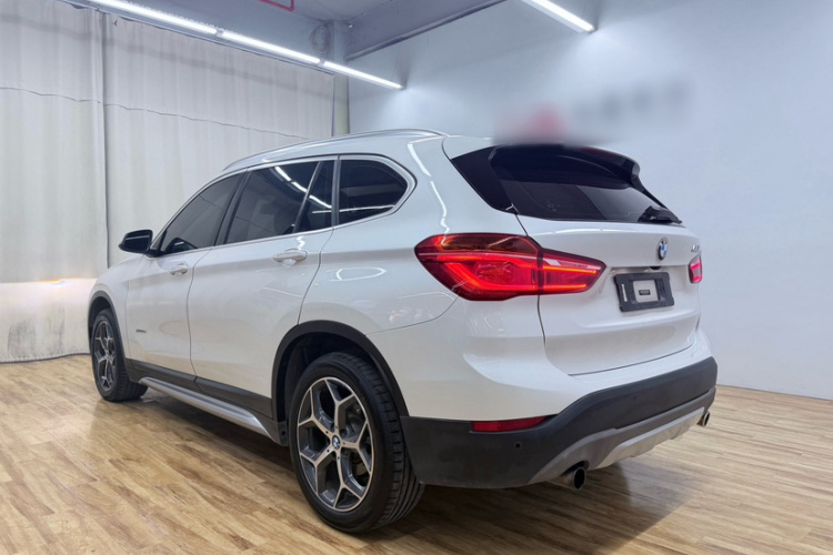 BMW X1 2016 #4 BMW X1 2016 car image #4