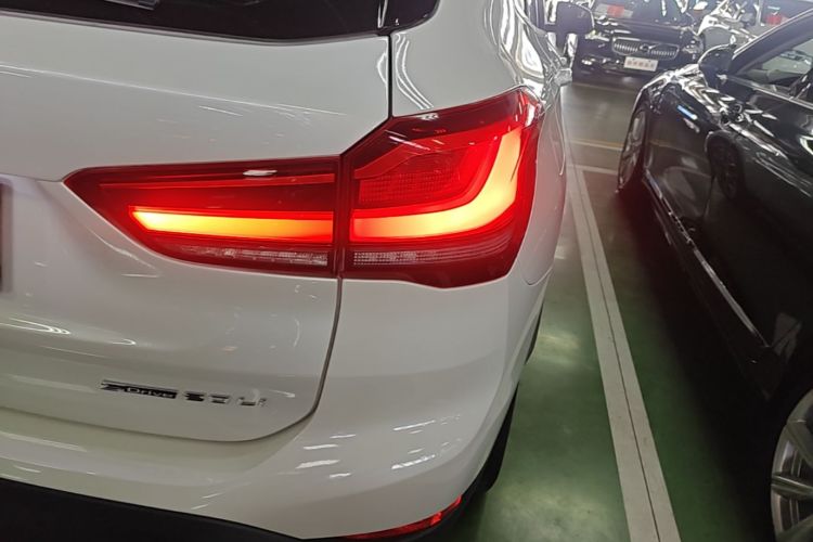 BMW X1 2021 #8 BMW X1 2021 immagine di auto #8