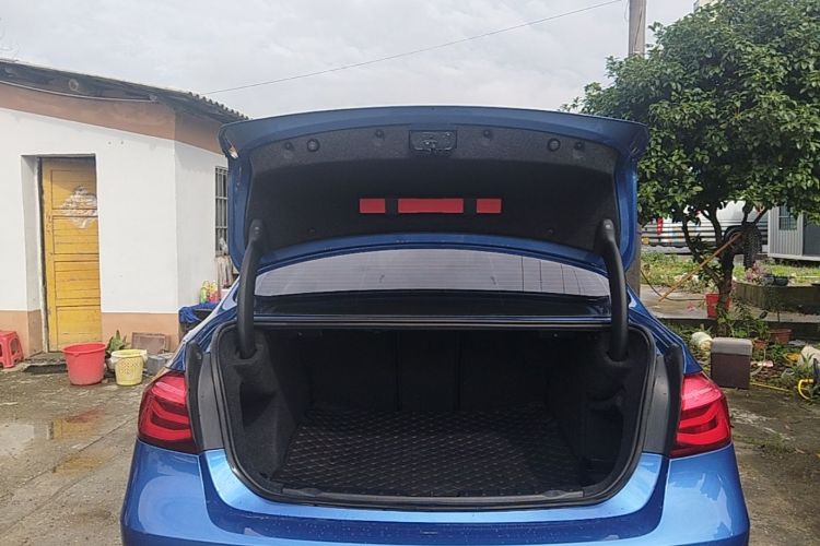 BMW 3 Series 2017 #19 BMW 3 Series 2017 car image #19