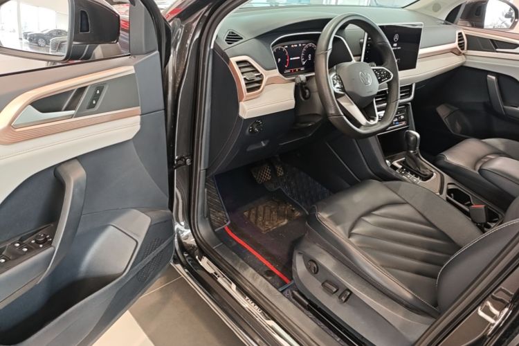 Volkswagen Tharu 2023 #16 Volkswagen Tharu 2023 immagine di auto #16