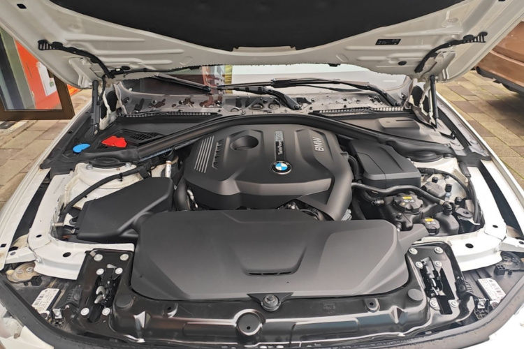 BMW 3 Series 2019 #20 BMW 3 Series 2019 car image #20