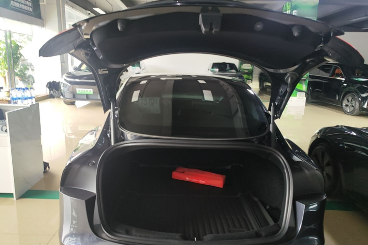Tesla Model 3 2024 #21 Tesla Model 3 2024 car image #21