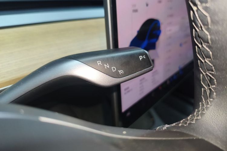 Tesla Model 3 2023 #14 Tesla Model 3 2023 car image #14