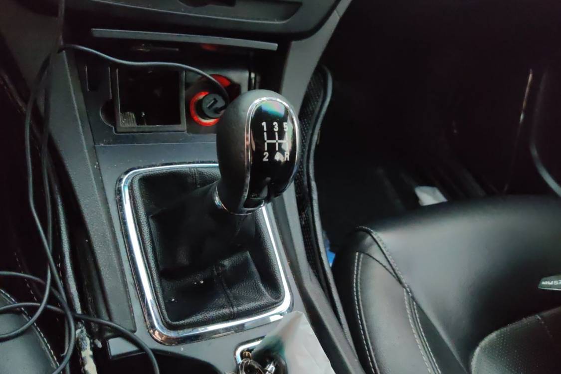GEELY Emgrand 2017 imagen de coche #27