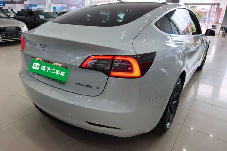 Tesla Model 3 2020 #7 Tesla Model 3 2020 car image #7