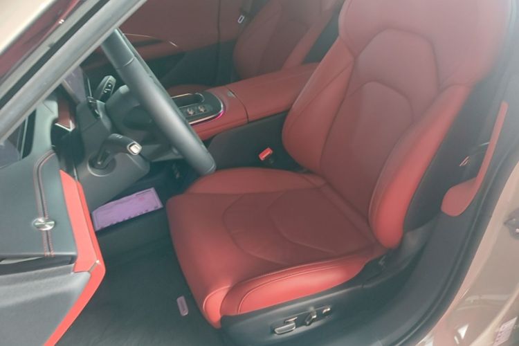 MI SU7 2024 car image #15