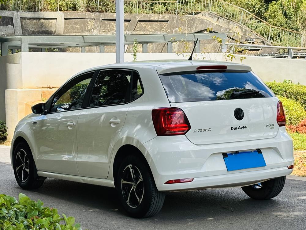 Volkswagen Polo 2019 car image #4