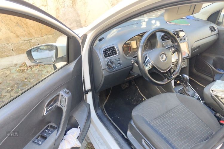 Volkswagen Polo 2018 immagine di auto #18