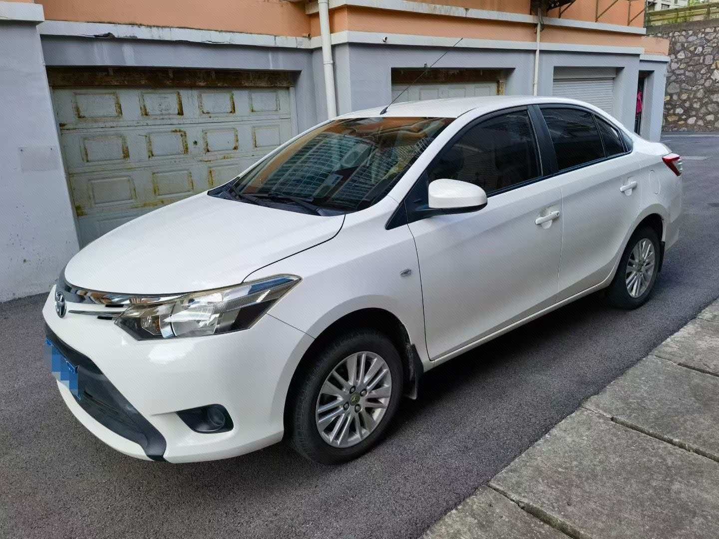 2014 immagine di auto 