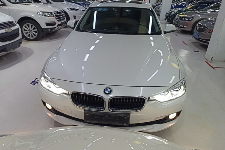 BMW 3 Series 2016 #3 BMW 3 Series 2016 car image #3