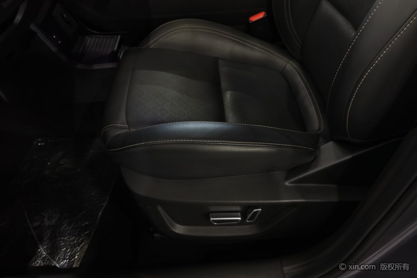 Chery Tiggo 8 2024 image de voiture #21