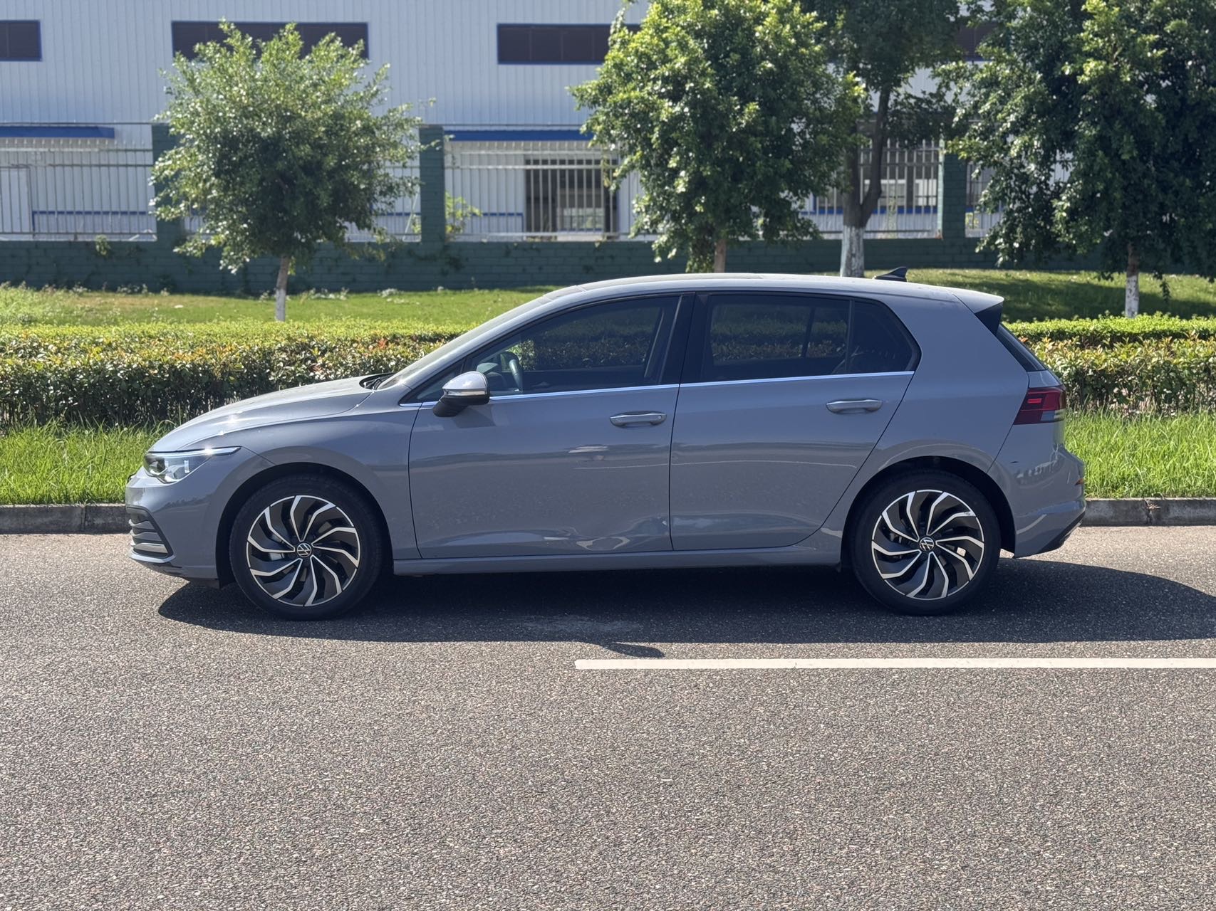 Volkswagen Golf 2023 #4 Volkswagen Golf 2023 car image #4