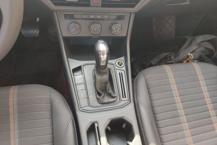 Volkswagen Lavida 2020 car image #14