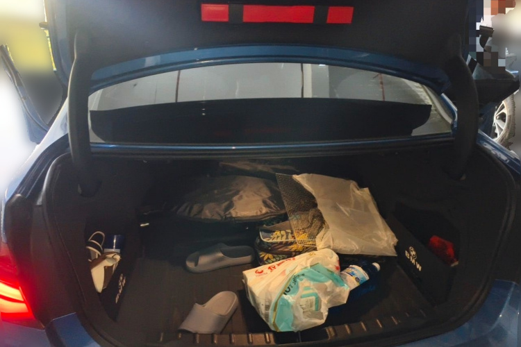 BMW 3 Series 2017 #17 BMW 3 Series 2017 car image #17
