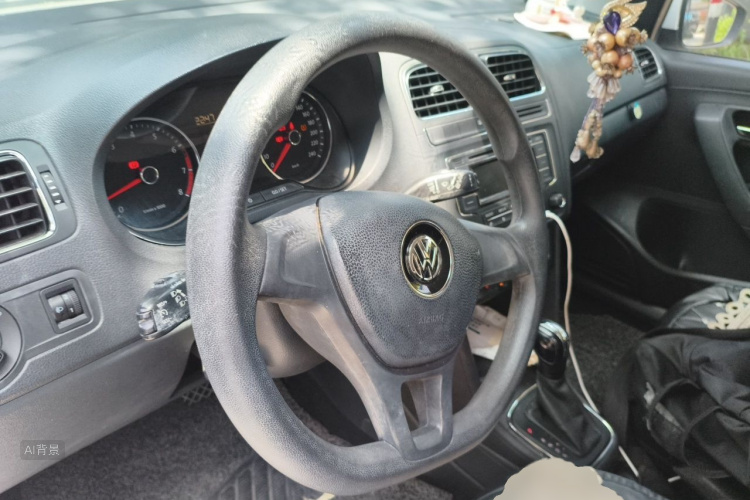 Volkswagen Polo 2015 #12 Volkswagen Polo 2015 car image #12