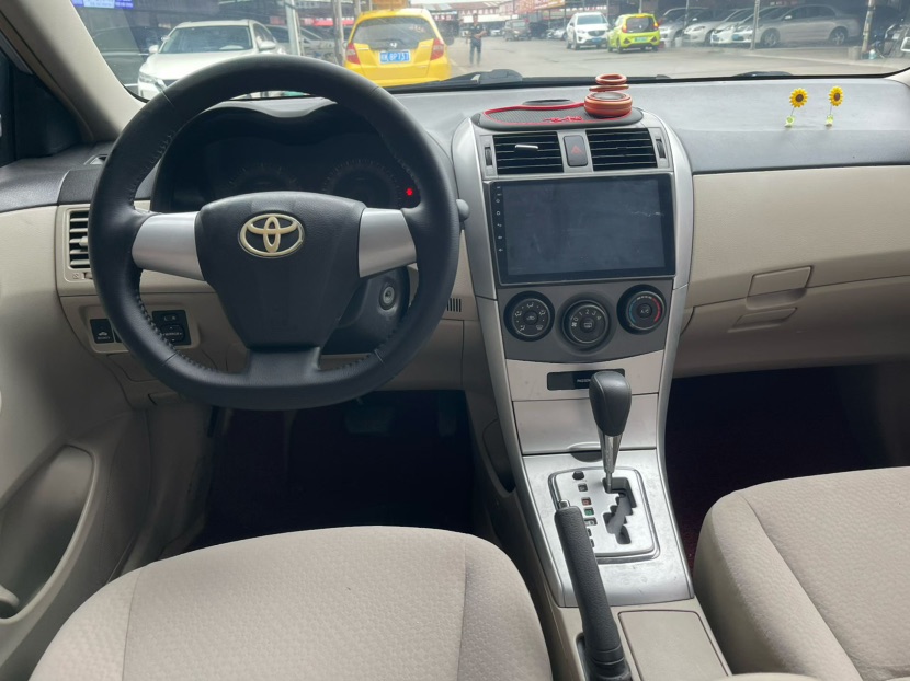 Toyota Corolla 2011 #7 Toyota Corolla 2011 car image #7