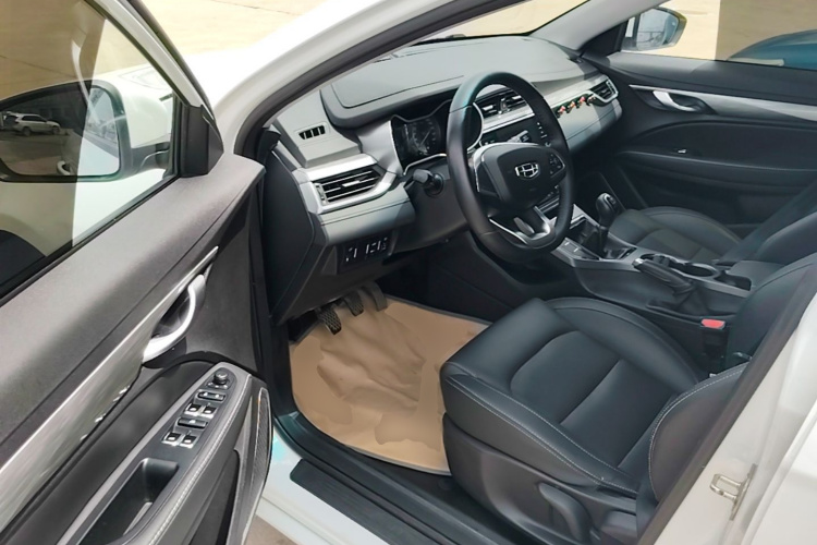 GEELY Emgrand 2020 car image #16